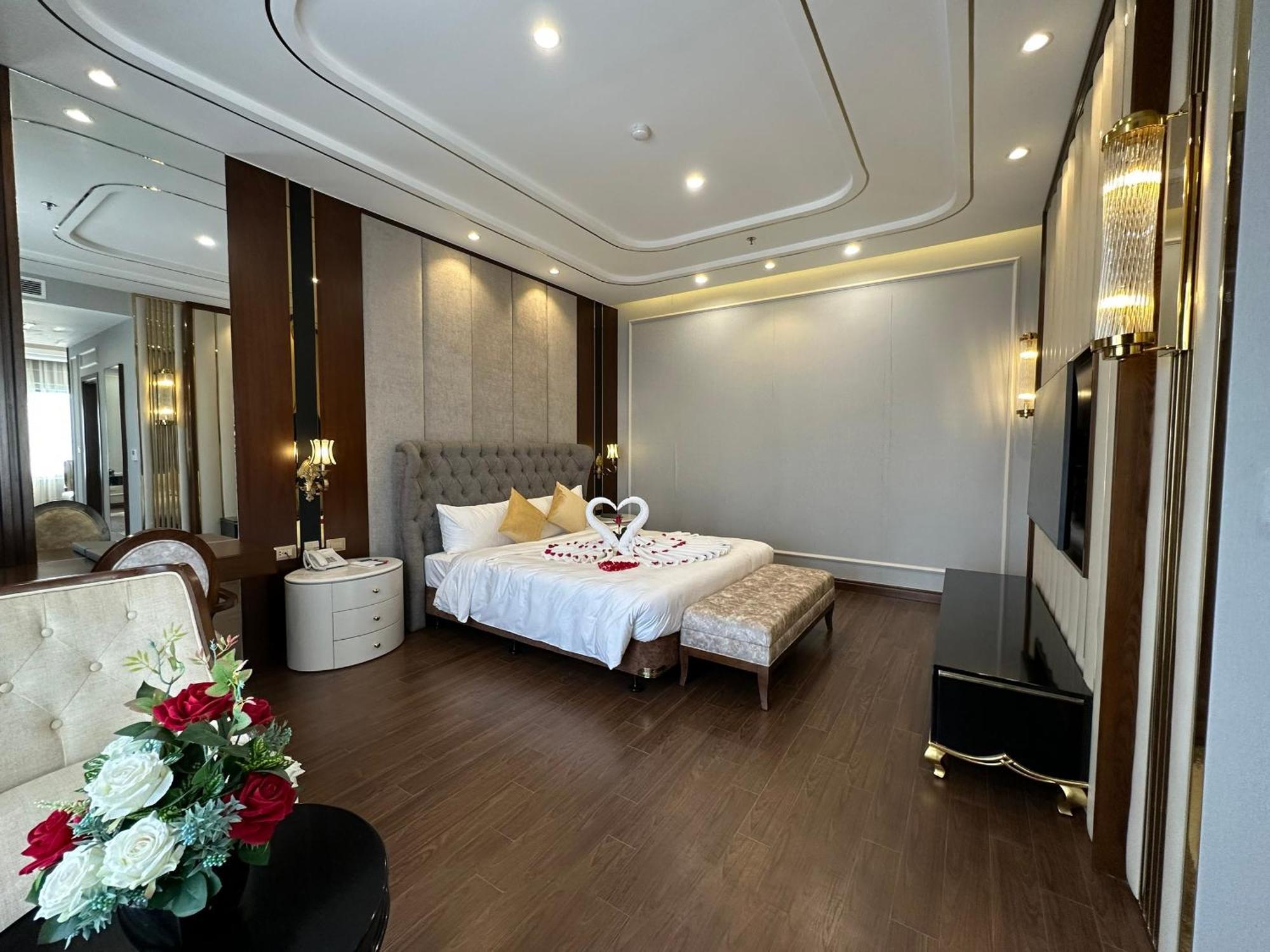 Kinh Bac Palace Hotel Bắc Ninh Buitenkant foto